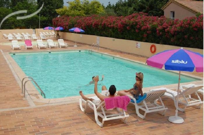 Dream Holidays *